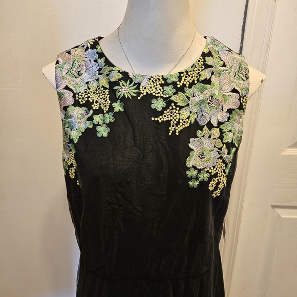 NWT!!! Absolutely Beautiful Donna Ricco Black Floral Mesh Sheath Dress S… - Picture 2 of 11